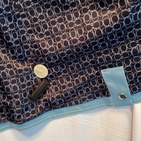 Coach 1941 Rain Coat, Size 4, PTP 18”, Length 32”, excellent condition, w/Bag - Picture 10 of 16